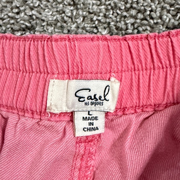 Easel shorts - Picture 2 of 2